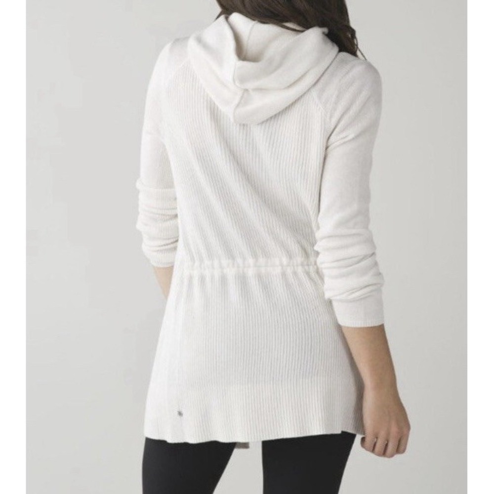 Lululemon Peace of Mind Wrap Heathered White‎ Women's Size 6 EUC